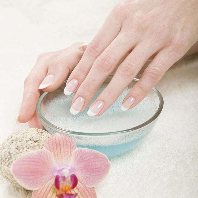 Deluxe Manicure Deluxe Manicure